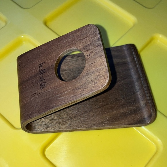 Tablet / phone Stand walnut wooden Brown - Picture 4 of 15